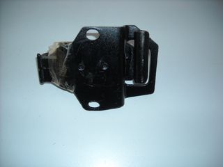 ΒΑΣΗ ΜΗΧΑΝΗΣ ISUZU TROOPER ΔΕΞΙΑ-thumb-1