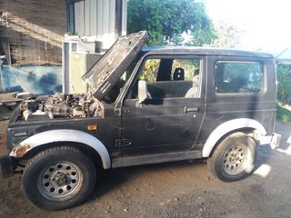 Suzuki samurai-thumb-2
