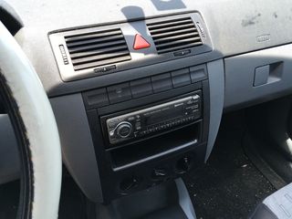 Skoda Fabia-thumb-2