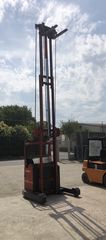 BT 2000 REACH TRUCK 48v-thumb-1