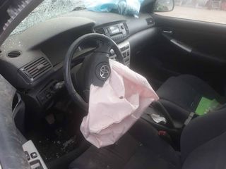 Toyota Corolla 2002-thumb-3