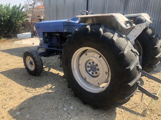 Τρακτέρ Ford 2018 5600-thumb-3
