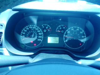 Fiat Punto 2005-thumb-5