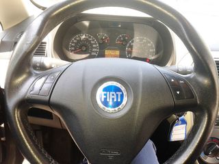 Fiat Punto 2005-thumb-6