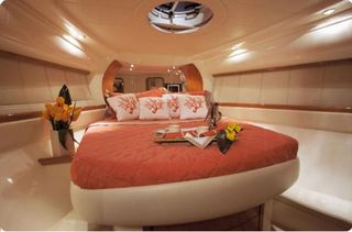 Pershing 2006 46'-thumb-2