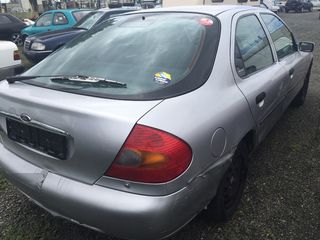 Ford Mondeo 1.8-thumb-3