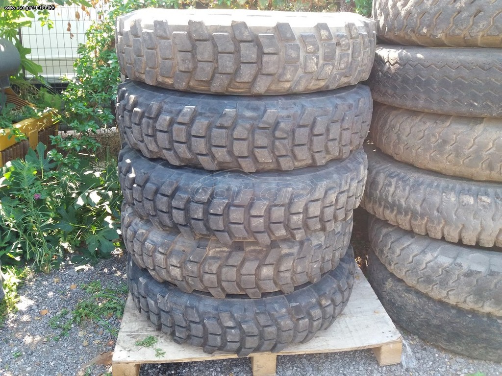 MICHELIN 10.00 R 20