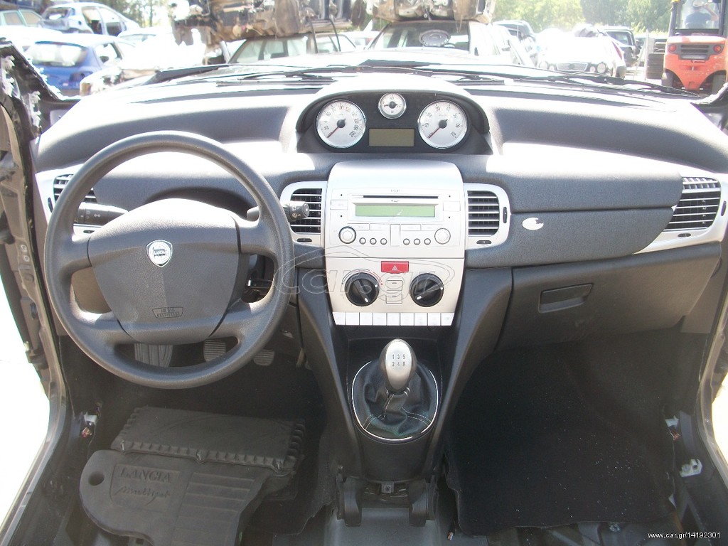ΑΕΡΟΣΑΚΟΙ LANCIA YPSILON 