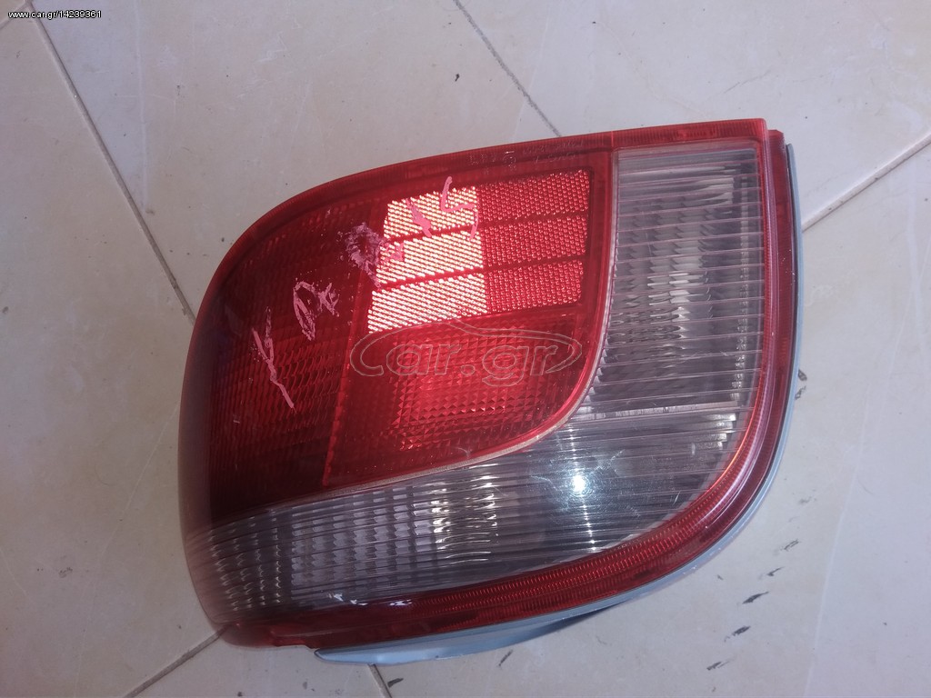 Φανάρι πίσω δεξιό για Toyota Yaris Ιαπωνεζικο 