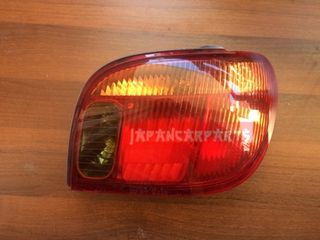 ΦΑΝΑΡΙ ΠΙΣΩ ΔΕΞΙΟ  TOYOTA YARIS 2003-2005 81560-52320