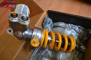 OHLINS TTX GP GSXR-1000 2009+-thumb-4