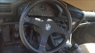 BMW 318 is E30 kai ε36-thumb-4