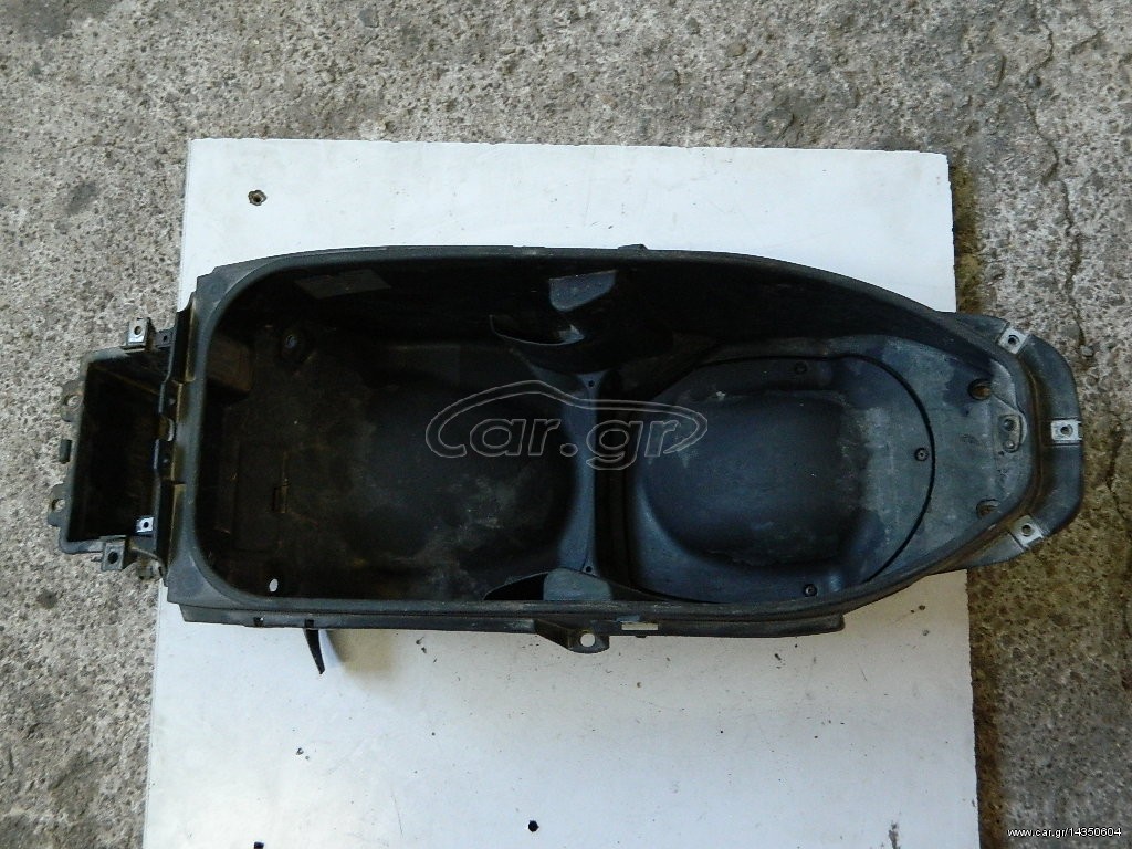 κουβας σελας Piaggio beverly 200