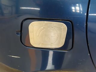 ΠΟΡΤΑΚΙ-ΚΑΠΑΚΙ ΡΕΖΕΡΒΟΥΑΡ ΑΠΟ FIAT PUNDO 2001 ΣΕ ΑΡΙΣΤΗ ΚΑΤΑΣΤΑΣΗ