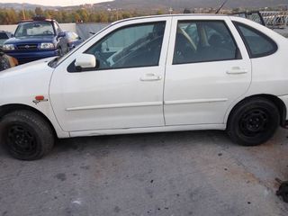 VW POLO 03' 1.4cc -thumb-2