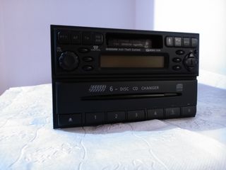 Εργοστασιακό 6δισκο CD Nissan-thumb-2