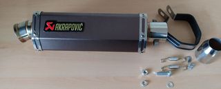 Τελικο εξατμισης τυπου Akrapovic Hexagon με μπουκα