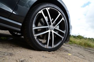Nentoudis Tyres - Ζάντα Volkswagen Golf GTD MK7 - 17''- Μachined Black 