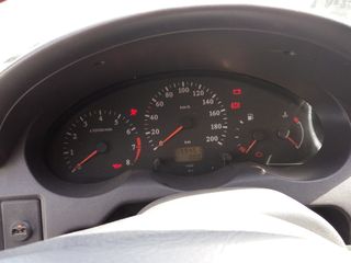 NISSAN MICRA 01' 1.0cc-thumb-8