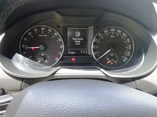 Skoda 2013 OCTAVIA 1.6TDI-thumb-5