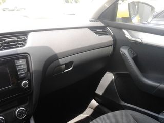 Skoda 2013 OCTAVIA 1.6TDI-thumb-7