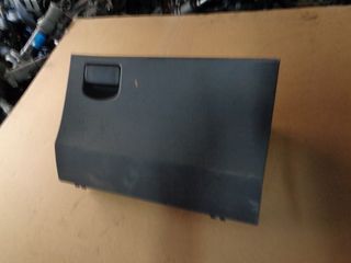 TOYOTA YARIS ΝΤΟΥΛΑΠΑΚΙ-thumb-1