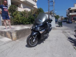 Piaggio X EVO 2004-thumb-2