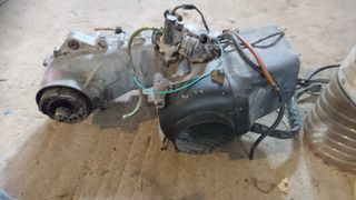 ΚΙΝΗΤΗΡΑΣ PIAGGIO TYPHOON 125 -thumb-1