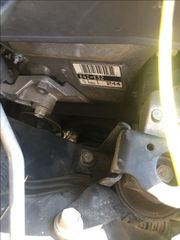 Toyota Corolla  '06-thumb-2