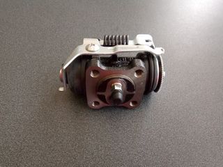 ΚΥΛΙΝΔΡΑΚΙ ΠΑΝΩ ΑΡΙΣΤΕΡΟ TOYOTA DYNA 150 (1995-2001) (AISIN JAPAN)-thumb-1