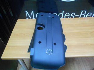 Mercedes Καινούργιο Καπάκι Κυλινδροκεφαλής Δεξιά - W211 - A6470100267