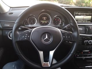Mercedes-Benz E 300 2013 F1 -thumb-2