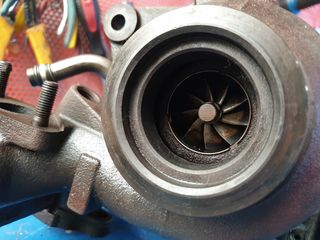 ΤΟΥΡΜΠΙΝΑ VW PASSAT TDI BLS 2005-2010-thumb-9