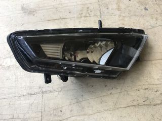 ΓΝΗΣΙΟΣ Προβολέας ομίχλης δεξιός SEAT LEON mod 2012-2017-thumb-1