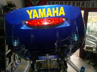 YAMAHA R1 1998-thumb-2