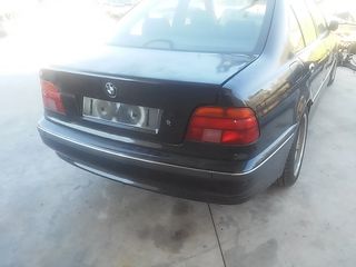 BMW E39 520 μόνο για ανταλλακτικά