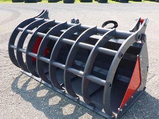 Builder buckets '17 2017 Bucket w/ Clamp Bucket