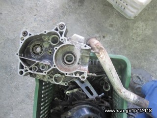 Yamaha F1 Z  '05-thumb-2