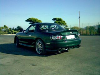 Mazda MX-5 1999 MX-5-thumb-1