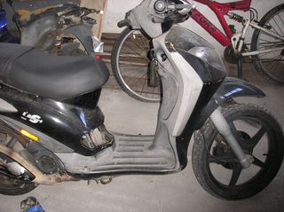 ΟΛΟΚΛΗΡΗ ΜΟΤΟΣΥΚΛΕΤΑ PIAGGIO LYBERTY 125-thumb-1
