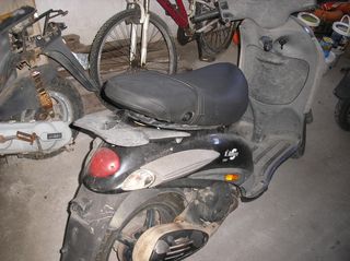 ΟΛΟΚΛΗΡΗ ΜΟΤΟΣΥΚΛΕΤΑ PIAGGIO LYBERTY 125-thumb-3