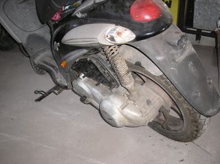 ΟΛΟΚΛΗΡΗ ΜΟΤΟΣΥΚΛΕΤΑ PIAGGIO LYBERTY 125-thumb-2