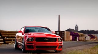 BODY KIT ΓΙΑ FORD MUSTANG (C5)!