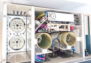 SSB AM TRANSMITTER 400W-thumb-1