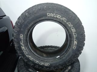 GOODYEAR WRANGLER 265/70/17-thumb-1