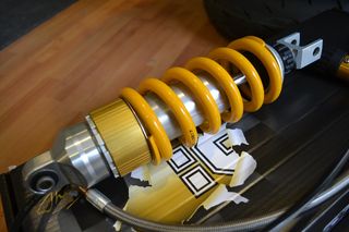 OHLINS KIT YAMAHA MT-09-thumb-1