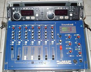 2πλο Cd Player με το Flight Case-thumb-6
