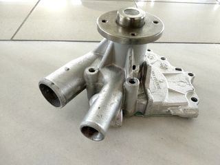 Αντλία νερού NISSAN CARGO C23 με LD23 κινητήρα-thumb-5