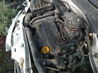 Opel Corsa  '02-thumb-2