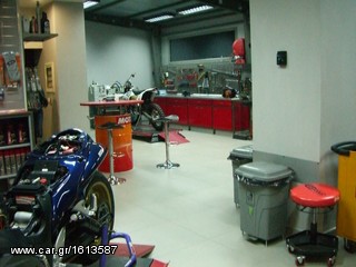 Suzuki GSXR 1300 Hayabusa 2000-thumb-1